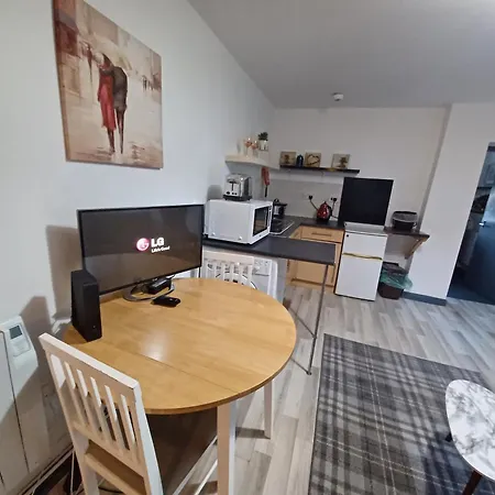 Cosy Garden Flat Near Bay & City Centre - Fast Wifi, 5 Mins To Centre Cardiff Exterior foto